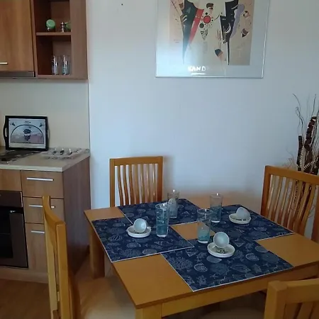Holidays Kassandra Sunny Апартамент Слънчев бряг